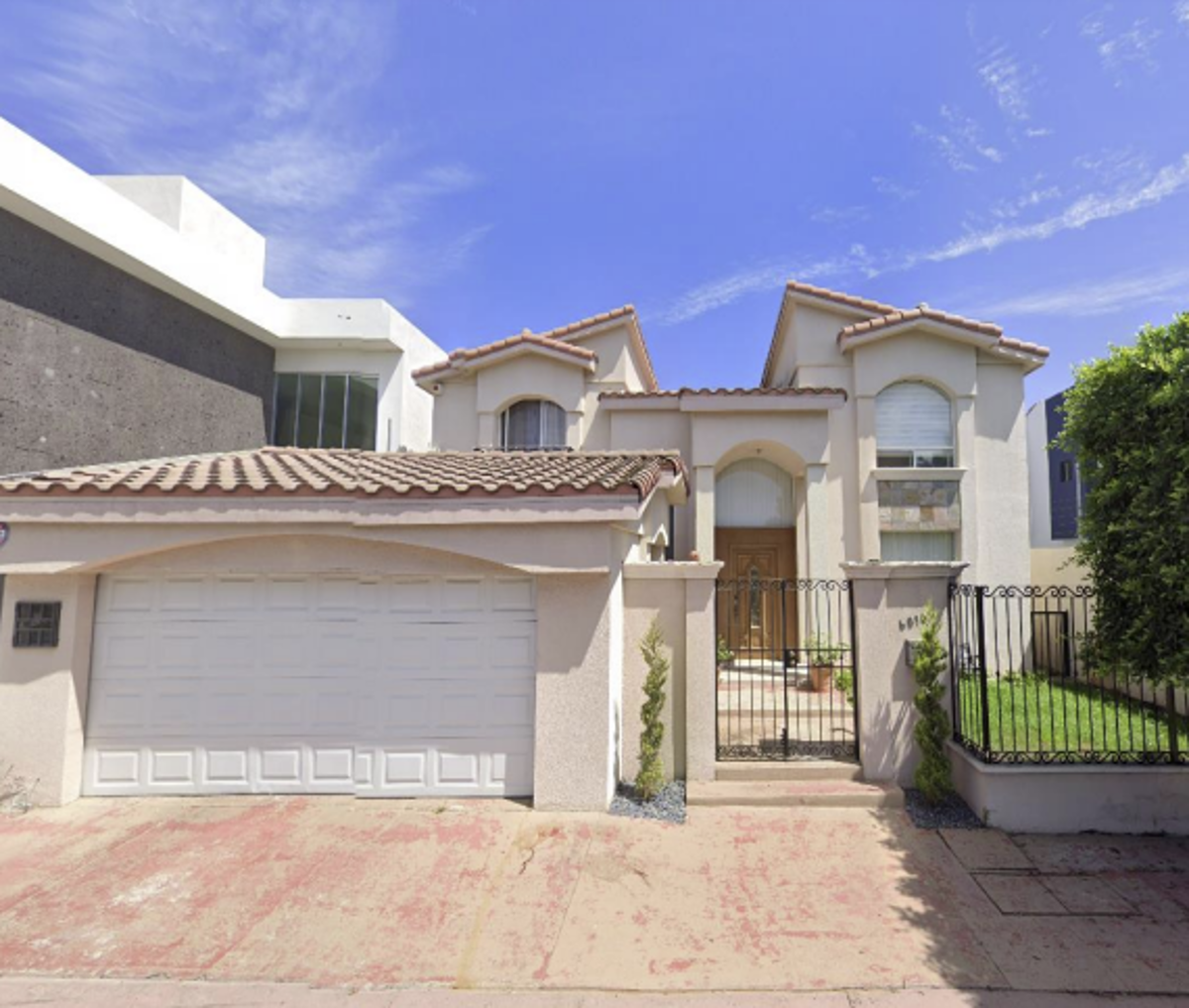 Casa en venta en Jardines de Chapultepec S-E, Tijuana — foto 1 de 7