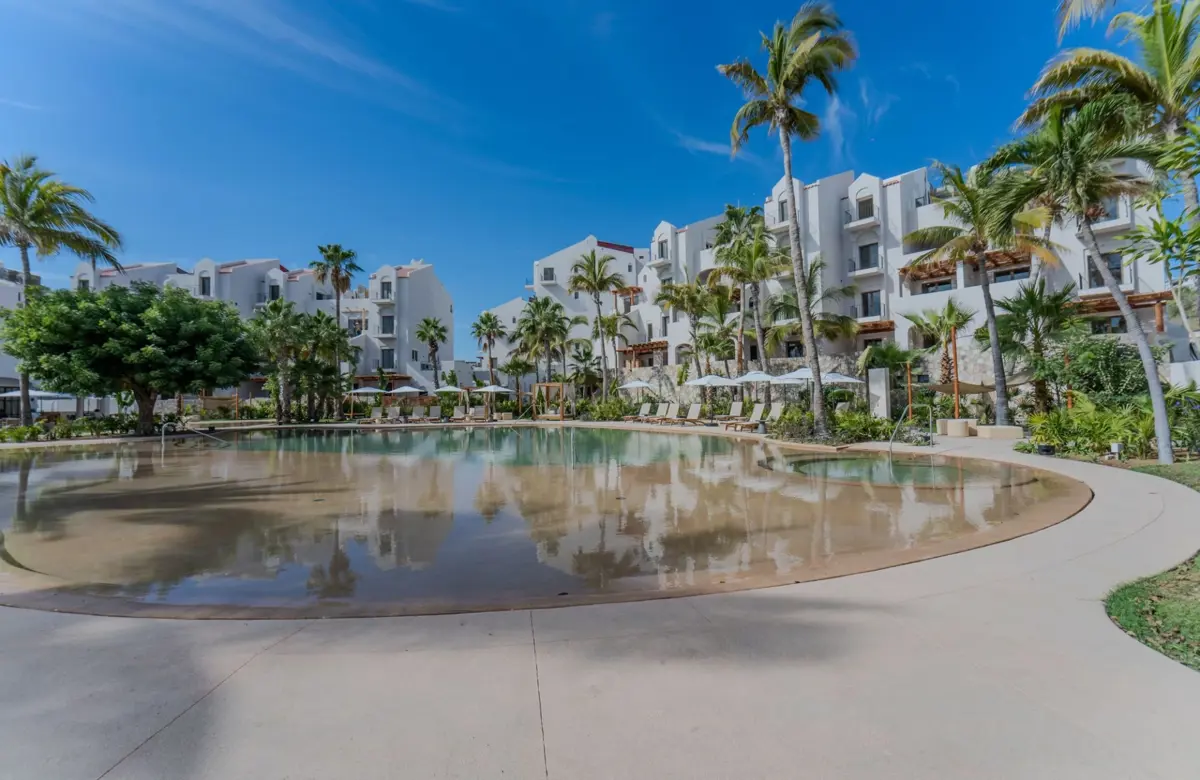 Departamento en venta en Zona Hotelera San José del Cabo, Los Cabos — foto 1 de 44