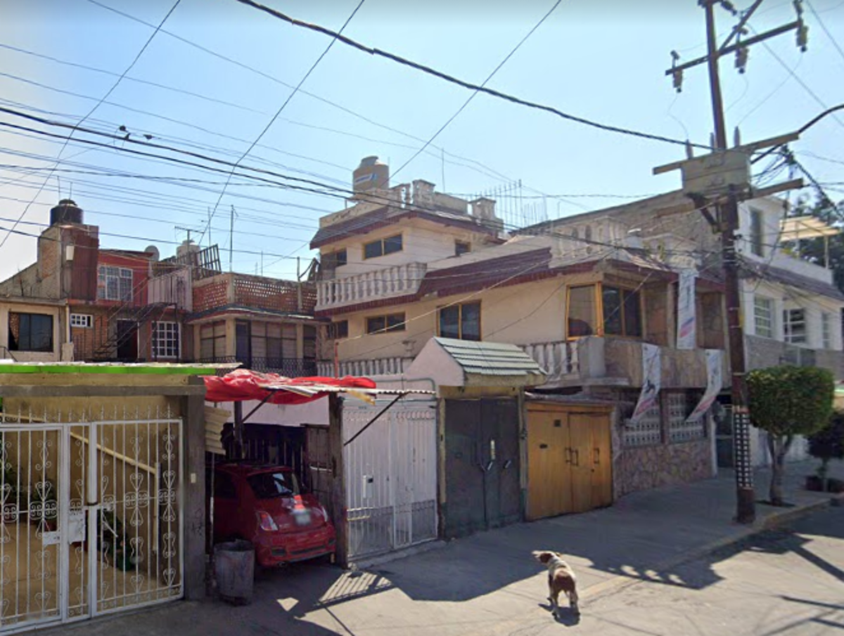 Casa en venta en Unidad Vicente Guerrero, Iztapalapa — foto 1 de 18