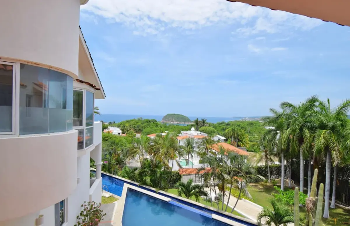 Casa en venta en Residencial Conejos, Santa María Huatulco — foto 1 de 31