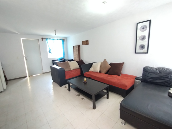 Casa en venta en Vista Bella, García — foto 3 de 12