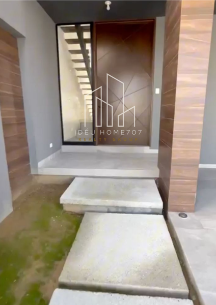 Casa en venta en Bosques de San Jose, Santiago — foto 2 de 15