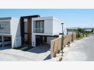 Casa en venta en Los Viñedos, Torreón — foto 2 de 22