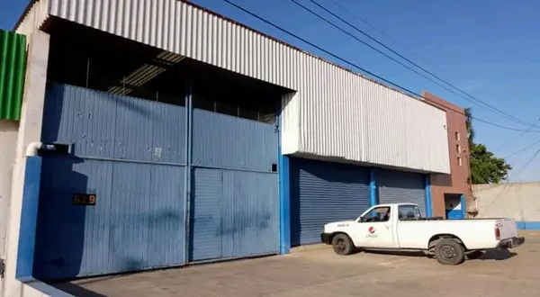 Bodega en venta en Primero de Mayo, Centro — foto 2 de 7