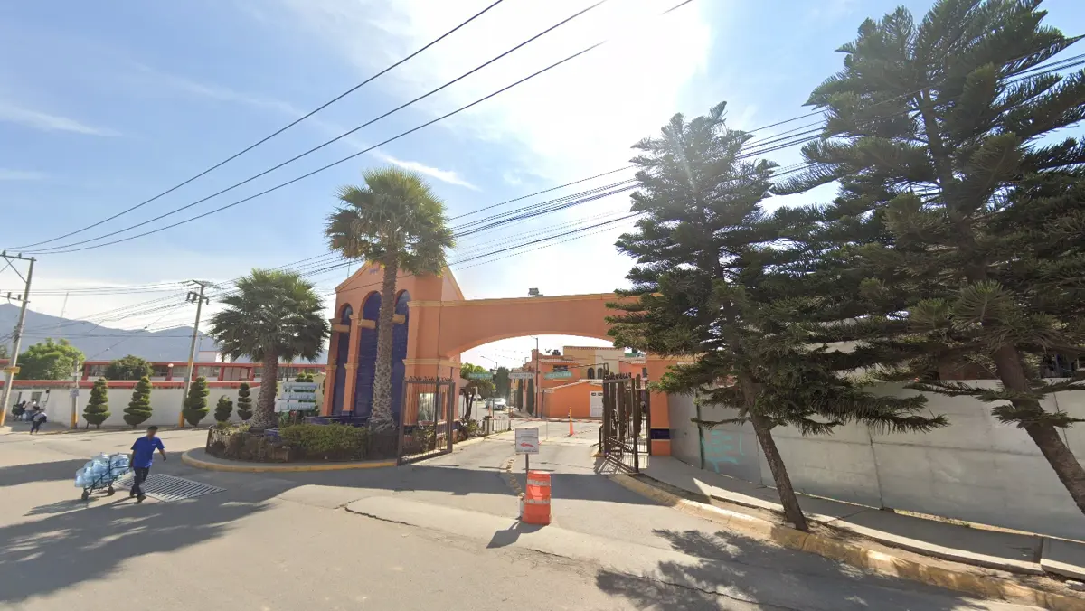Casa en venta en Fuentes del Valle, Tultitlán — foto 1 de 15