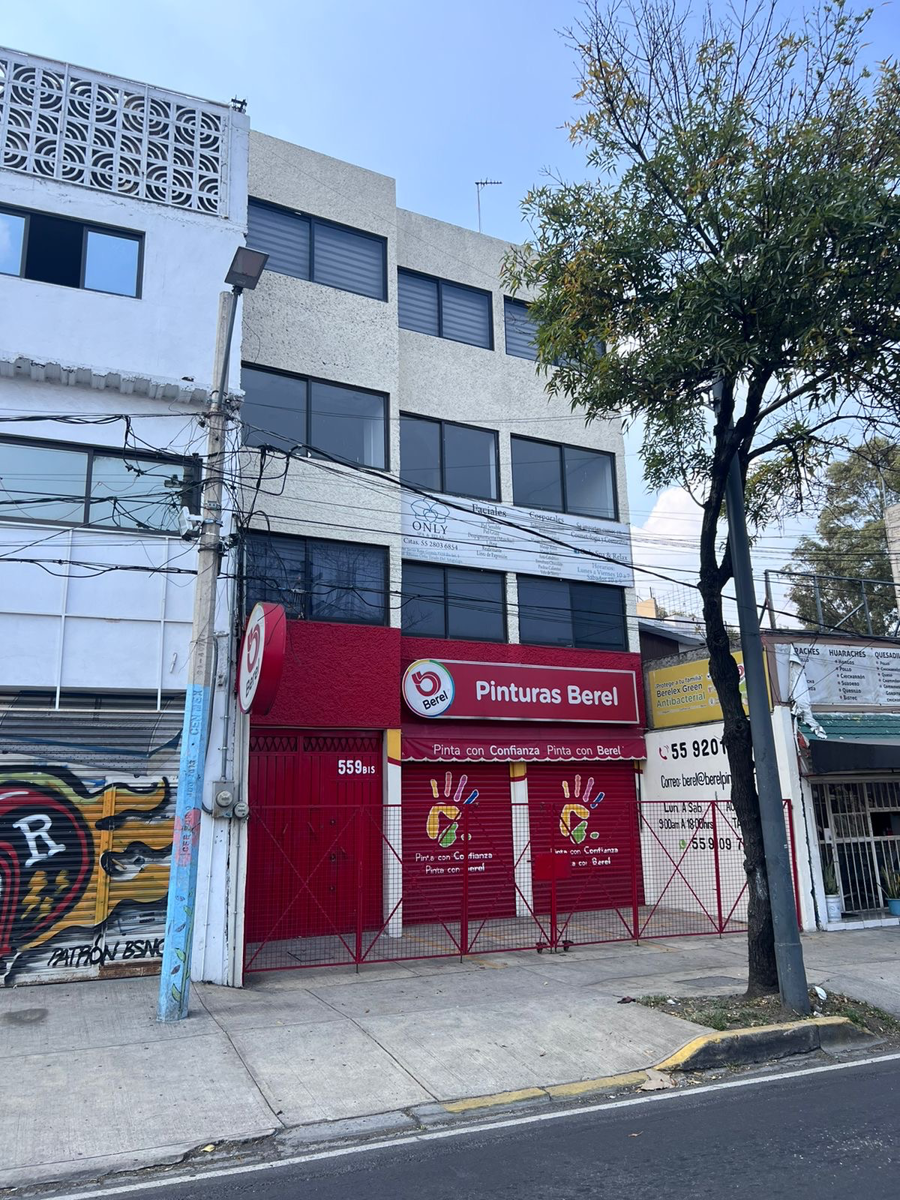 Edificio en renta en Doctor Alfonso Ortiz Tirado, Iztapalapa — foto 1 de 14