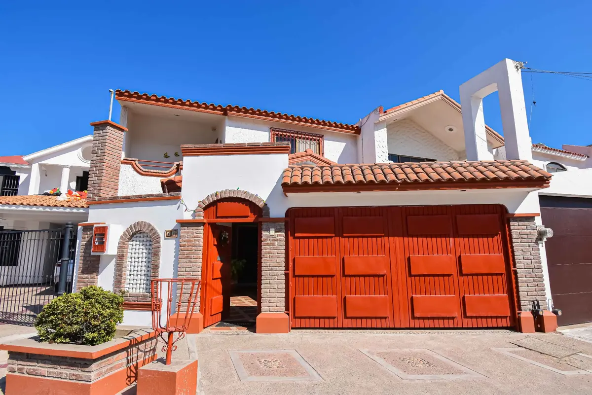 Casa en venta en Sabalo Country Club, Mazatlán — foto 1 de 57