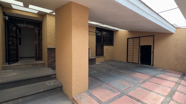 Casa en venta en Lomas de Guadalupe, Zapopan — foto 2 de 14