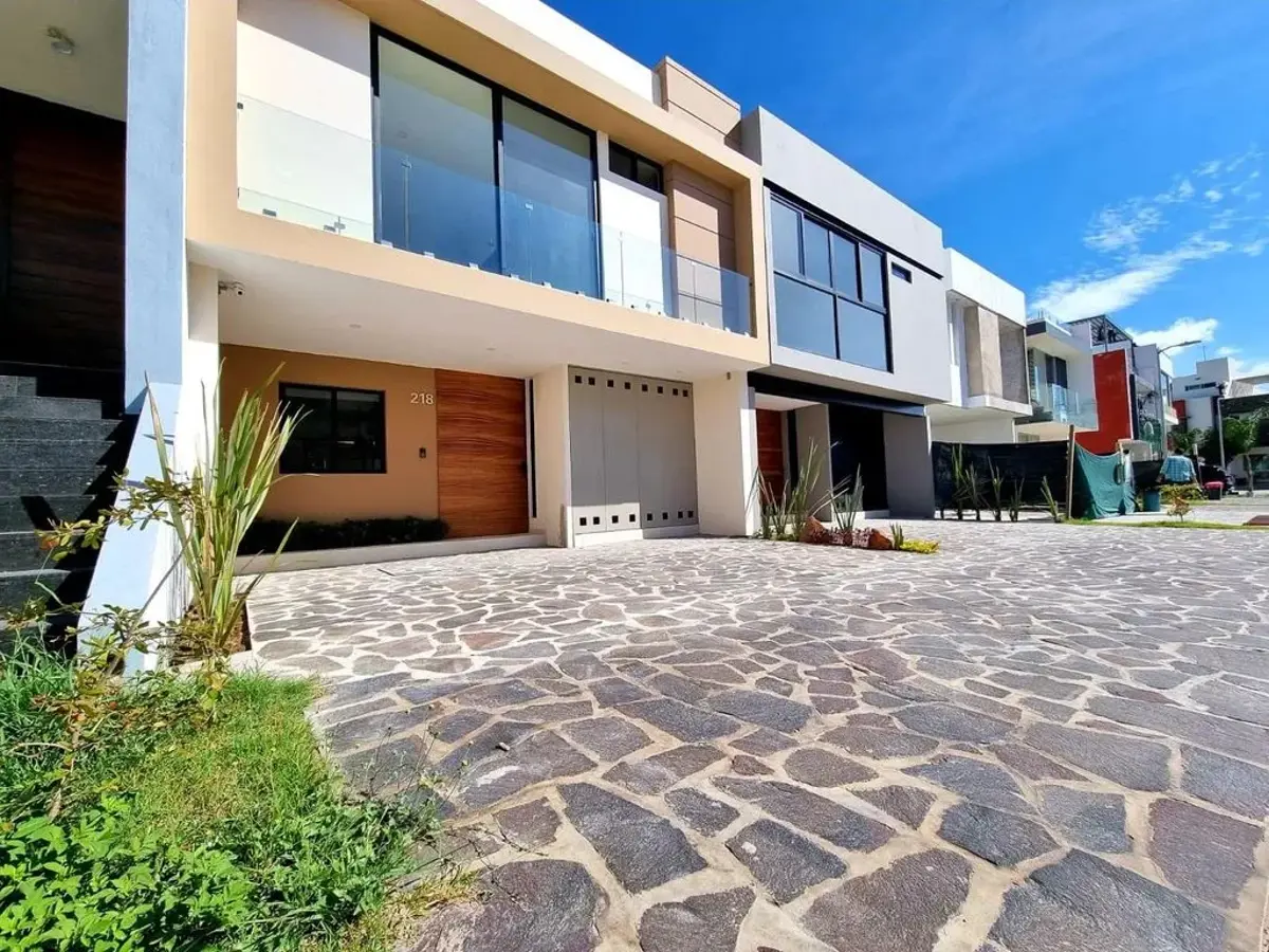 Casa en venta en Valle Imperial, Zapopan — foto 1 de 27