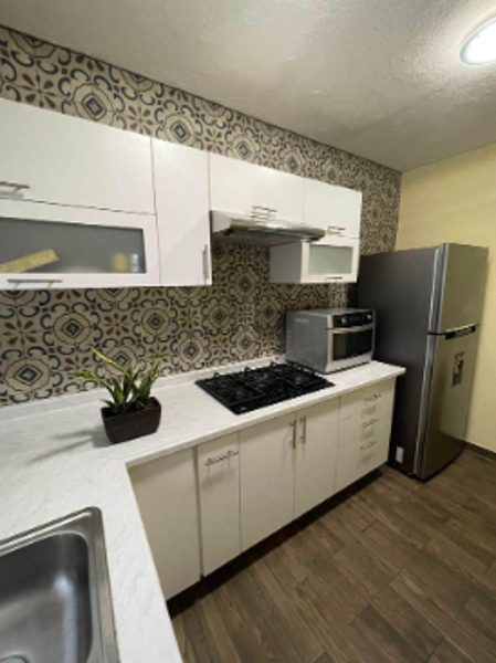Casa en venta en Balcones de Oblatos, Guadalajara — foto 2 de 13