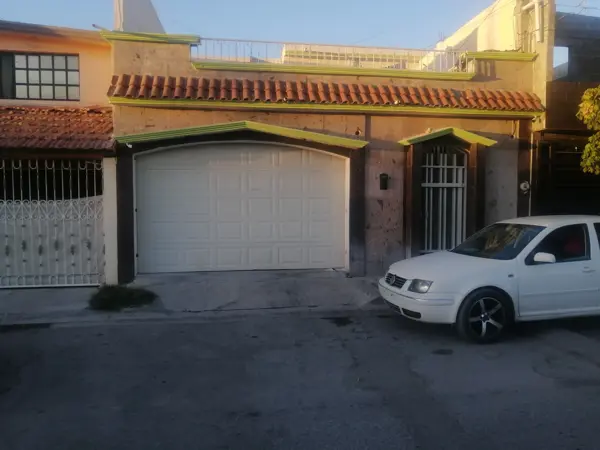 Casa en Emiliano Zapata, Saltillo, Coahuila de Zaragoza