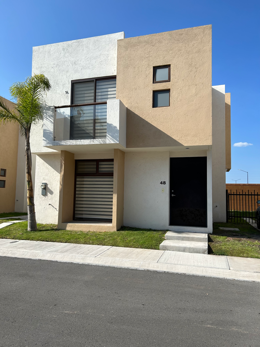 Casa en renta en Puerta Real, Corregidora — foto 1 de 10
