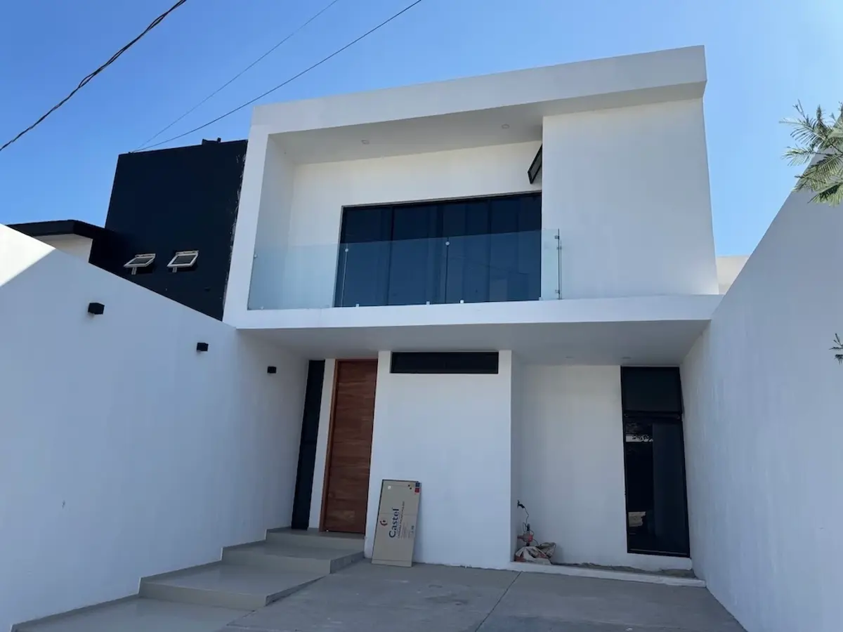 Casa en venta en Cortijo de San Agustin, Tlajomulco de Zúñiga — foto 1 de 25