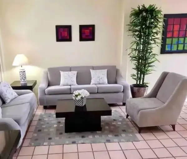 Casa en venta en Jardines de Chapultepec S-E, Tijuana — foto 2 de 8