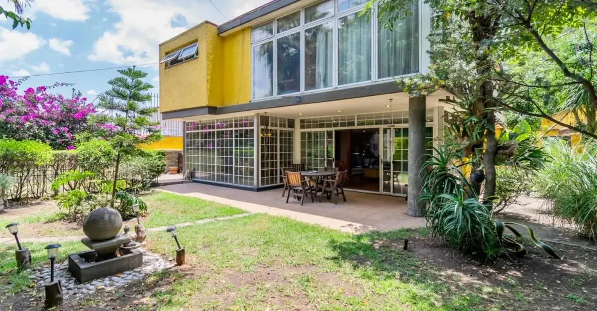 Casa en venta en Lomas de Tecamachalco, Naucalpan de Juárez — foto 1 de 25