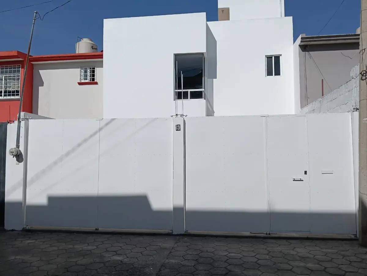 Casa en renta en Bosque Sanctorum, Cuautlancingo — foto 1 de 31