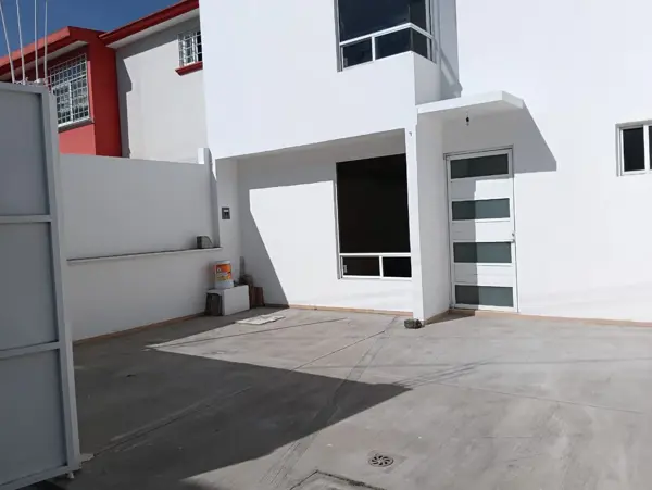 Casa en renta en Bosque Sanctorum, Cuautlancingo — foto 2 de 31