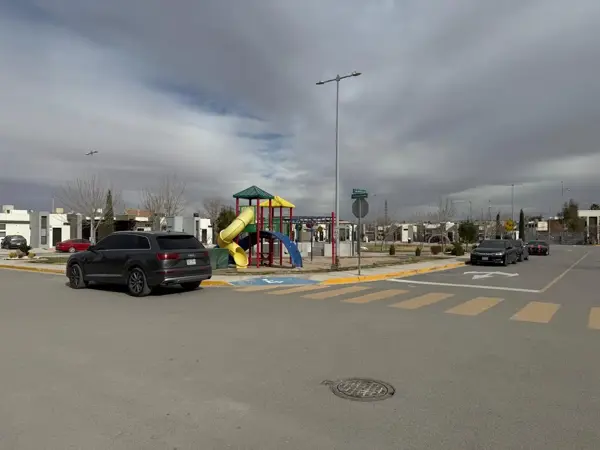 Casa en renta en Alejandría Residencial, Juárez — foto 3 de 12
