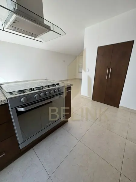 Casa en venta en Porta Romani, León — foto 3 de 11