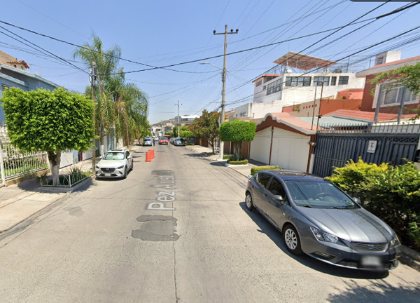 Casa en venta en Arboledas 1a Secc, Zapopan — foto 2 de 11