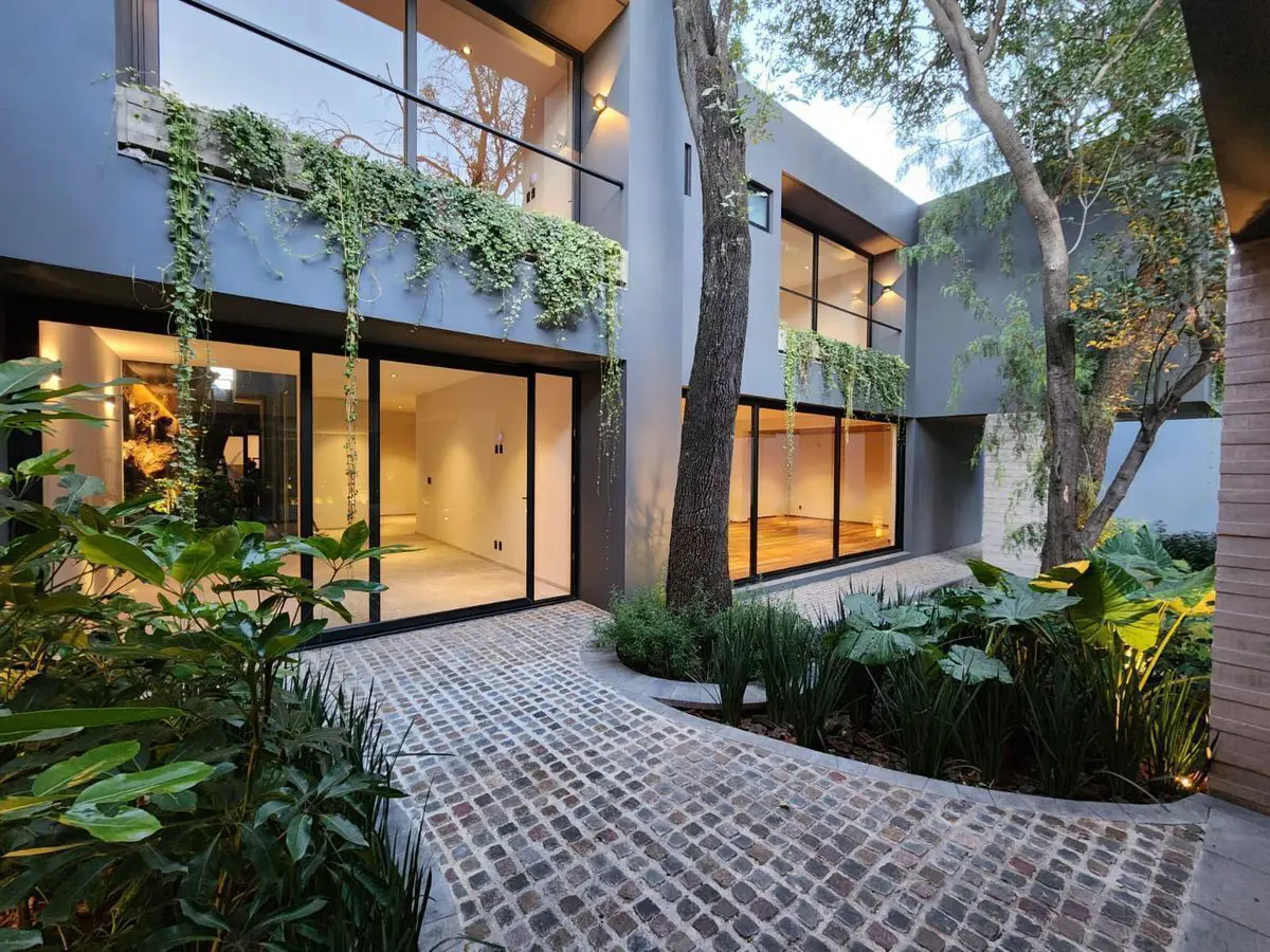 Casa en venta en Jardines del Pedregal, Álvaro Obregón — foto 1 de 17