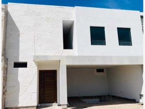 Casa en venta en Los Viñedos, Torreón, Coahuila de Zaragoza Casa en venta en Los Viñedos, Torreón, Coahuila de Zaragoza