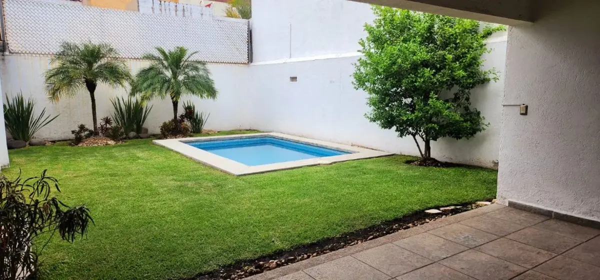 Casa en venta en Chapultepec, Cuernavaca — foto 1 de 28