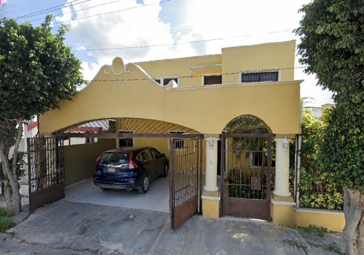 Casa en venta en Pinos Norte II, Mérida — foto 1 de 19