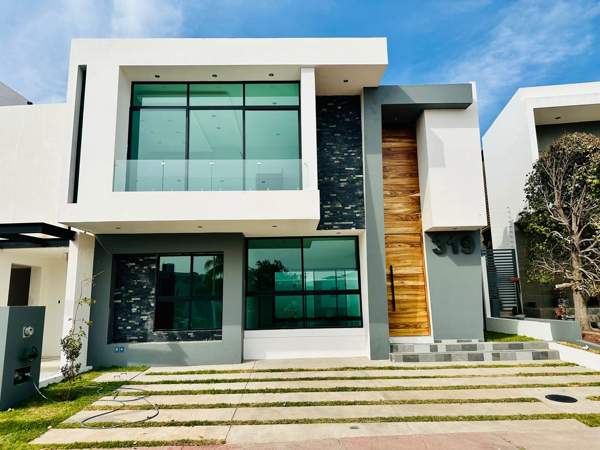 Casa en venta en La Rioja, Tlajomulco de Zúñiga — foto 2 de 30