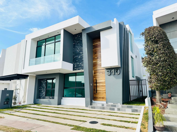 Casa en La Rioja, Tlajomulco de Zúñiga, Jalisco