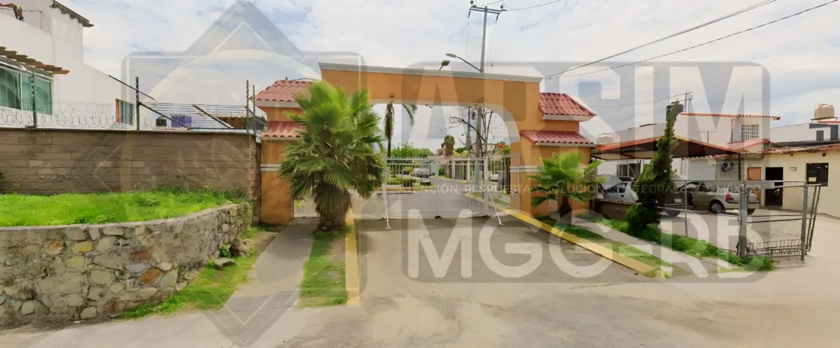 Casa en venta en Geovillas La Arbolada, Tlajomulco de Zúñiga — foto 1 de 60
