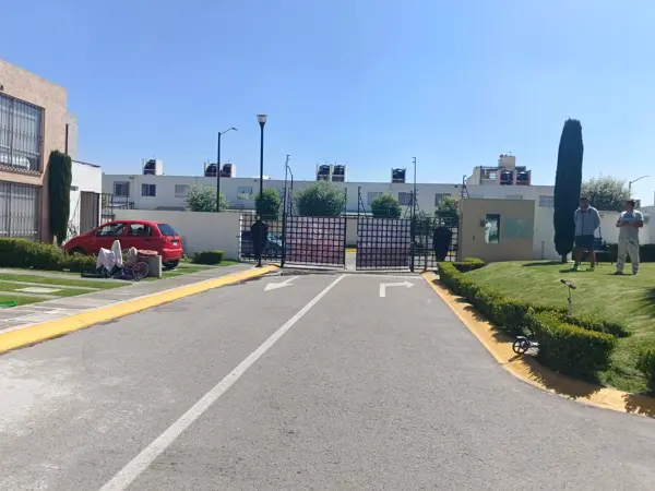 Casa en venta en Paseo Arboleda, Toluca — foto 3 de 8