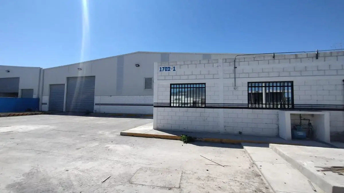 Bodega en renta en Loma Alta, Arteaga — foto 1 de 15