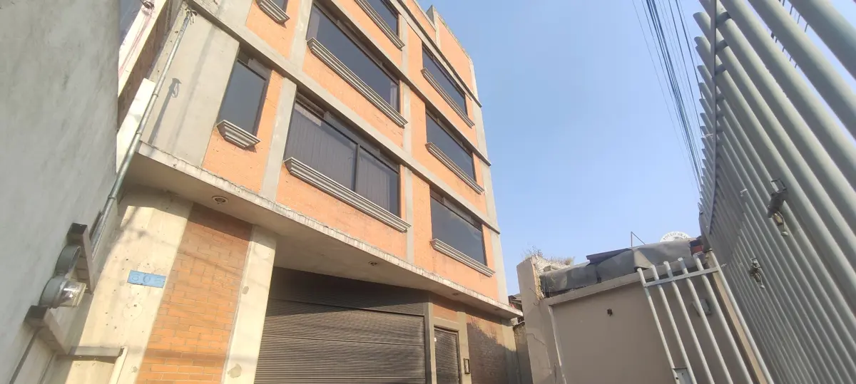Edificio en renta en Solidaridad de los Electricistas, Metepec — foto 1 de 21