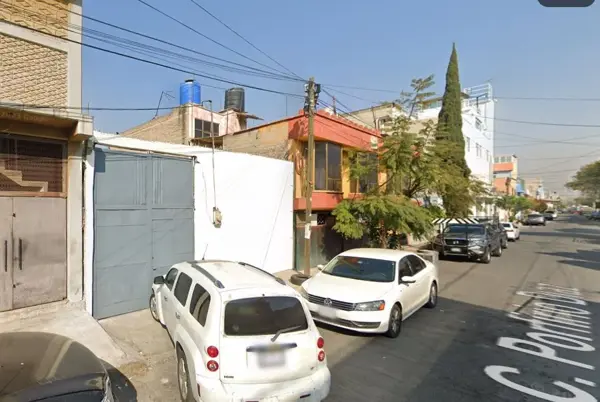 Casa en venta en Nueva Juárez Pantitlán Tercera Sección, Nezahualcóyotl — foto 2 de 6
