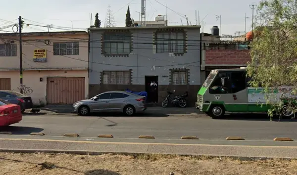 Casa en venta en La Perla, Nezahualcóyotl, México
