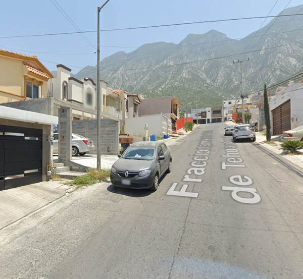 Casa en venta en Lomas del Poniente, Santa Catarina — foto 2 de 6