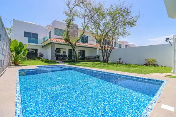 Casa en venta en Residencial Lomas de Jiutepec, Jiutepec — foto 2 de 18