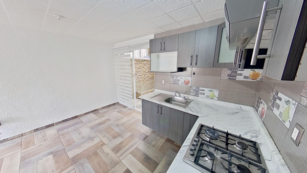 Casa en venta en Los Héroes Coacalco, Coacalco de Berriozábal — foto 2 de 20