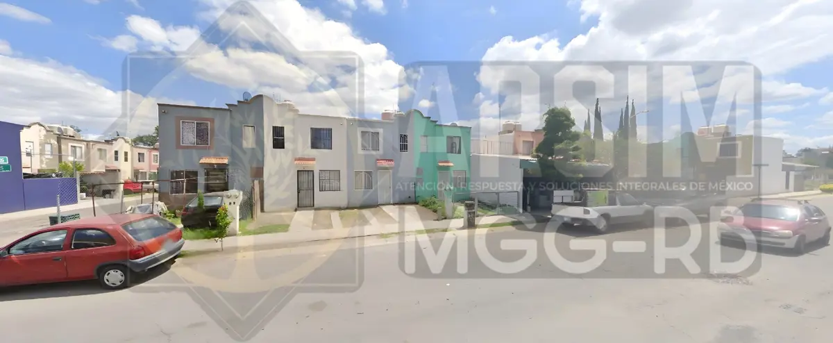 Casa en venta en Los Fresnos, Tlajomulco de Zúñiga — foto 1 de 60