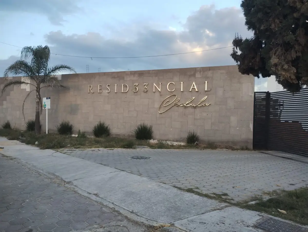 Terreno en venta en San Bernardino Tlaxcalancingo, San Andrés Cholula — foto 1 de 3