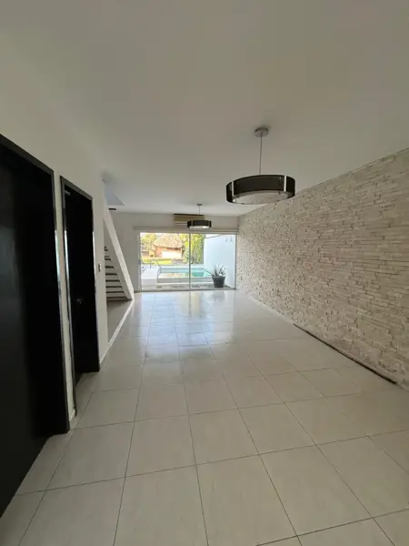 Casa en venta en Las Lomas Residencial, Alvarado — foto 2 de 11