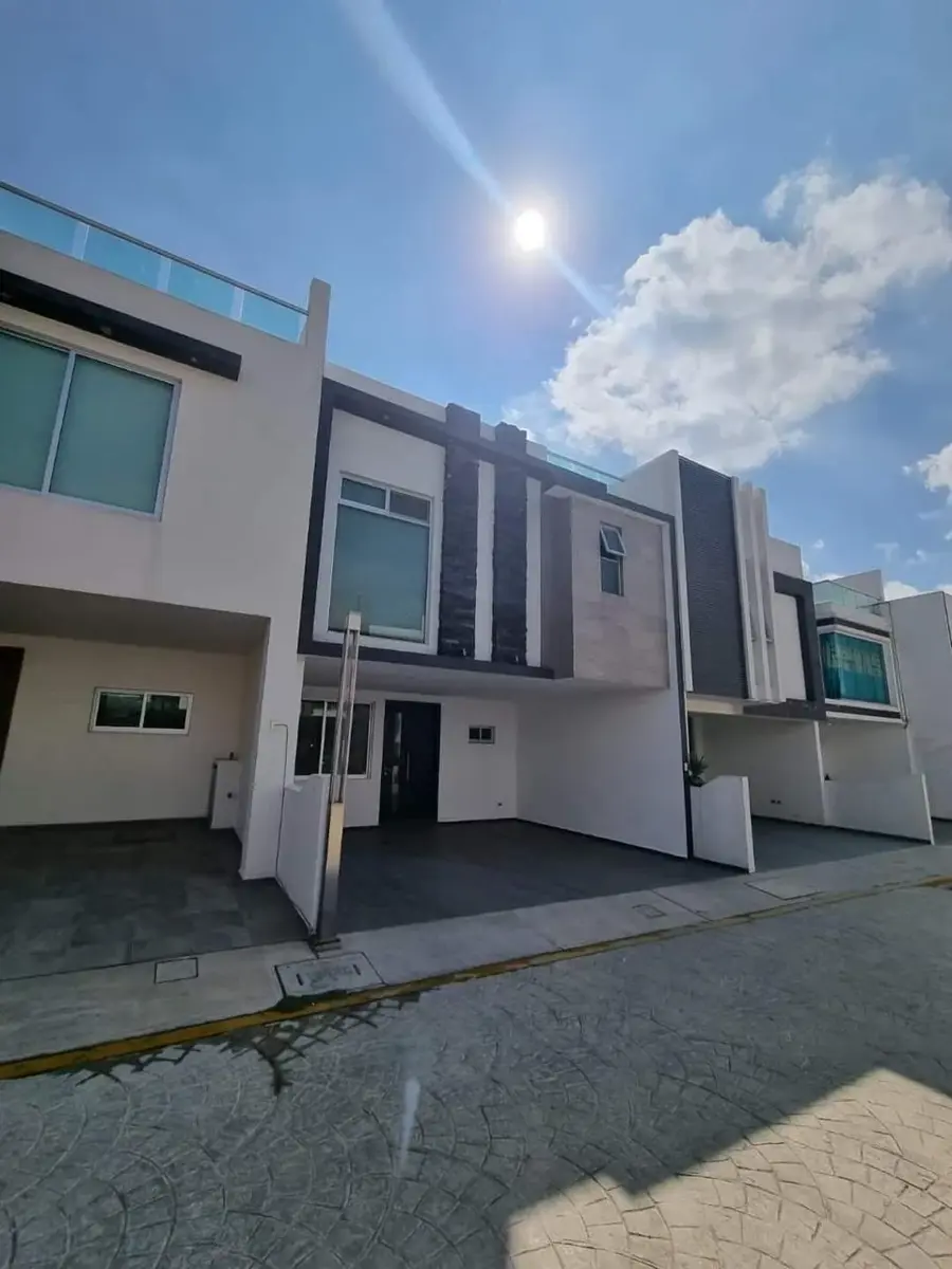 Casa en venta en Cuatro Caminos, Cuautlancingo — foto 1 de 18