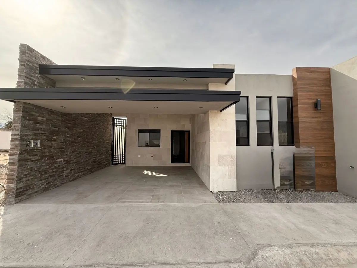 Casa en venta en Los Rodriguez, Saltillo — foto 1 de 19