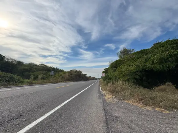 Terreno en venta en Surcua, La Unión de Isidoro Montes de Oca — foto 2 de 10