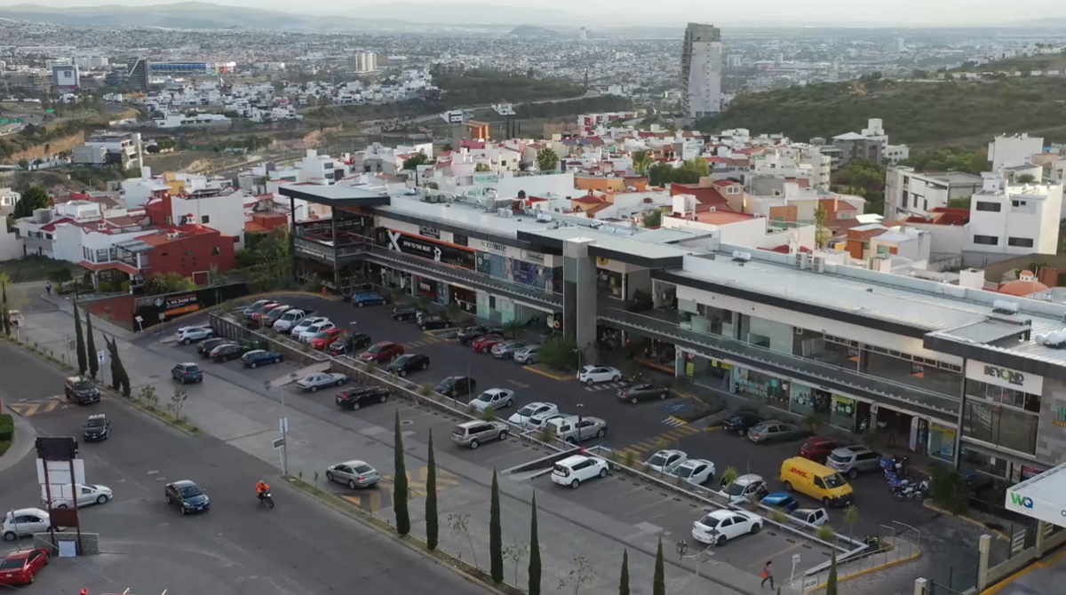 Local en venta en Milenio III, Querétaro — foto 1 de 10