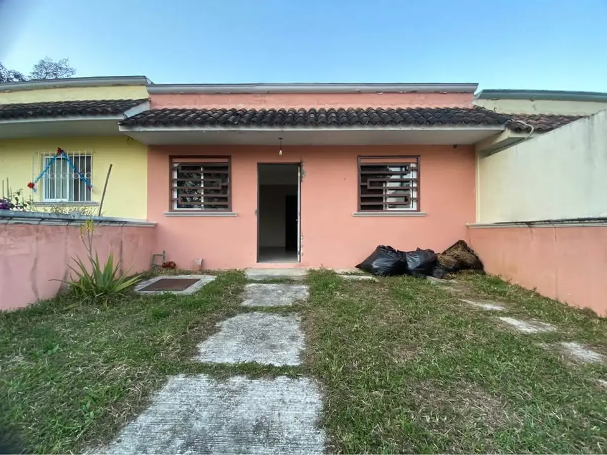 Casa en venta en Mundo Nuevo, Coatepec — foto 1 de 15