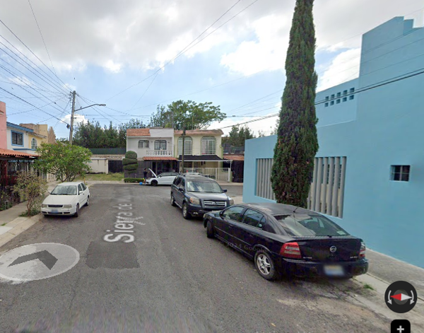 Casa en venta en Batallon de San Patricio, Guadalajara — foto 3 de 11