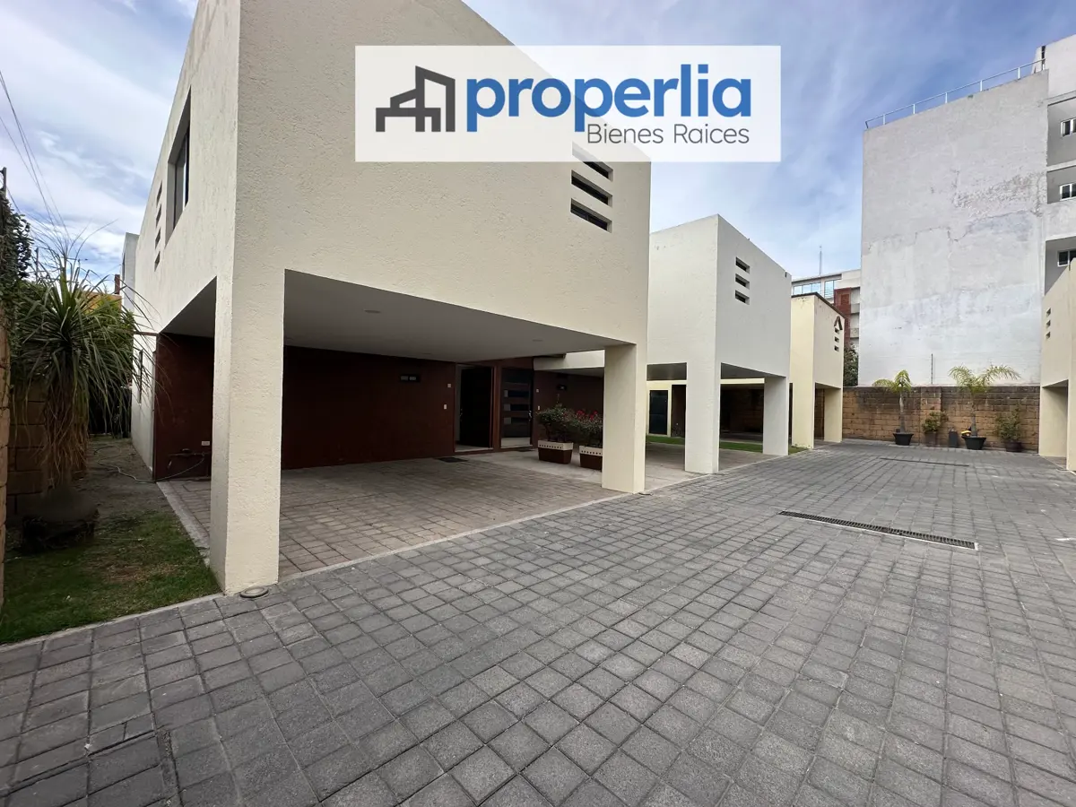 Casa en venta en El Barreal, San Andrés Cholula — foto 1 de 25