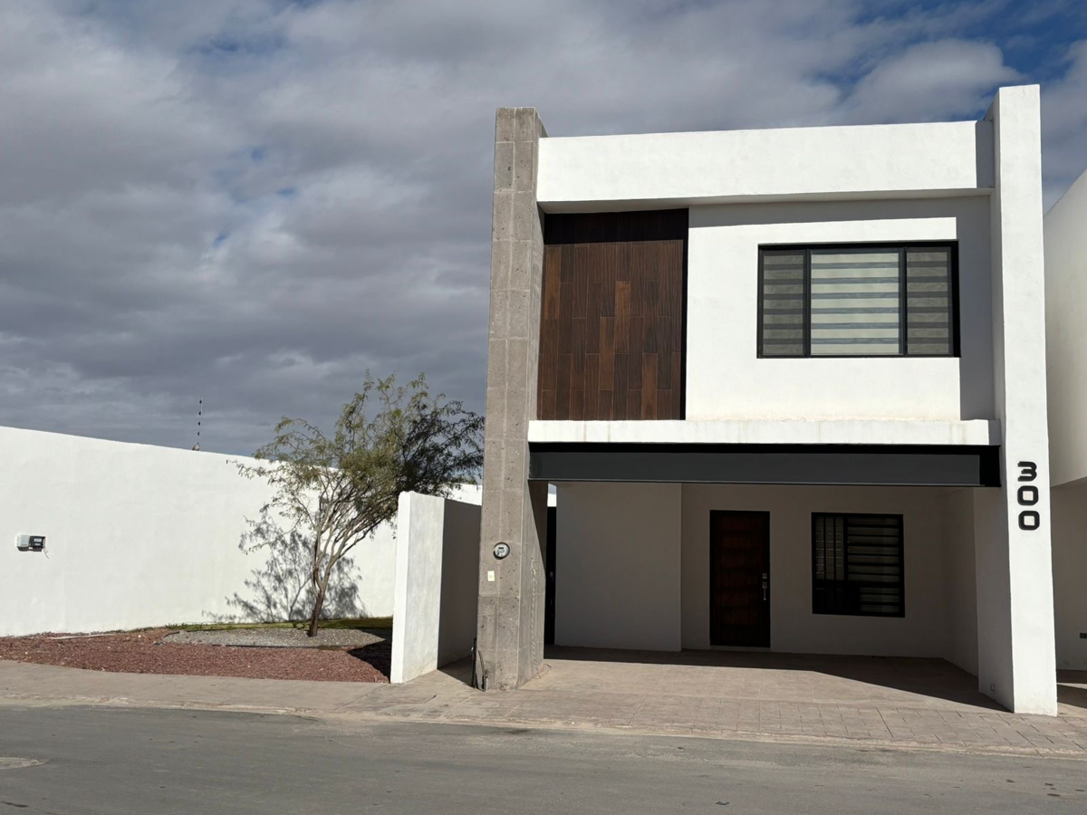 Casa en venta en Los Viñedos, Torreón — foto 1 de 13
